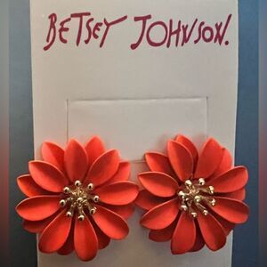 🧡 Betsey Johnson Stunning orange flower earrings 🧡